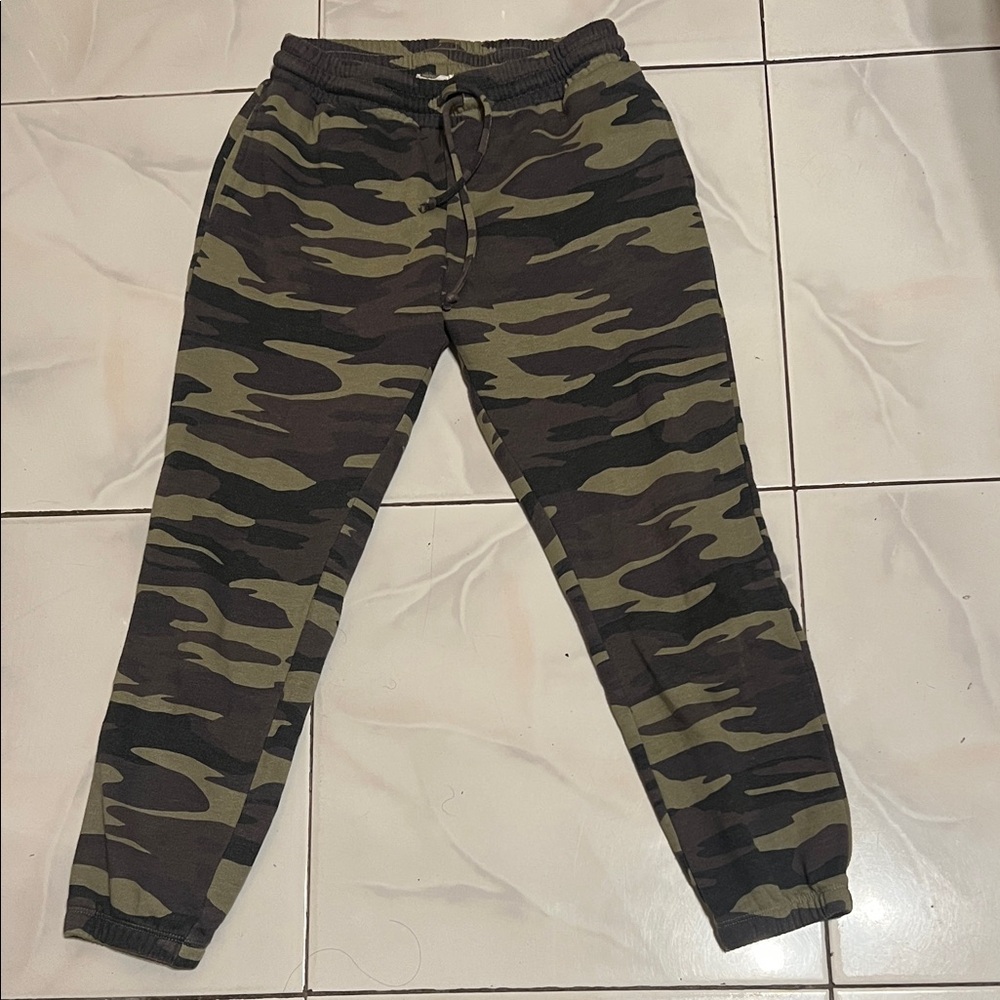 Socialite Camo Joggers - Olive and Brown